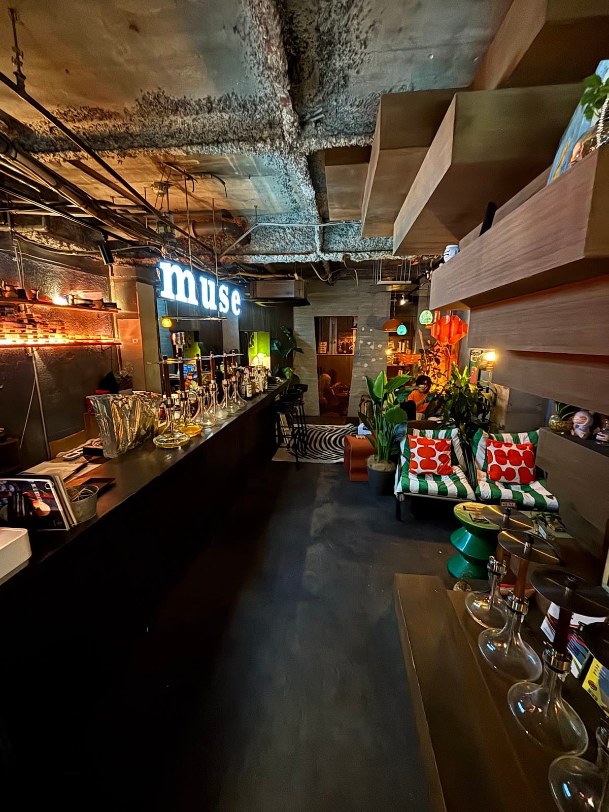 シーシャカフェ&バー muse/ミューズ 大阪心斎橋店(hookah lounge muse)のカバー画像
