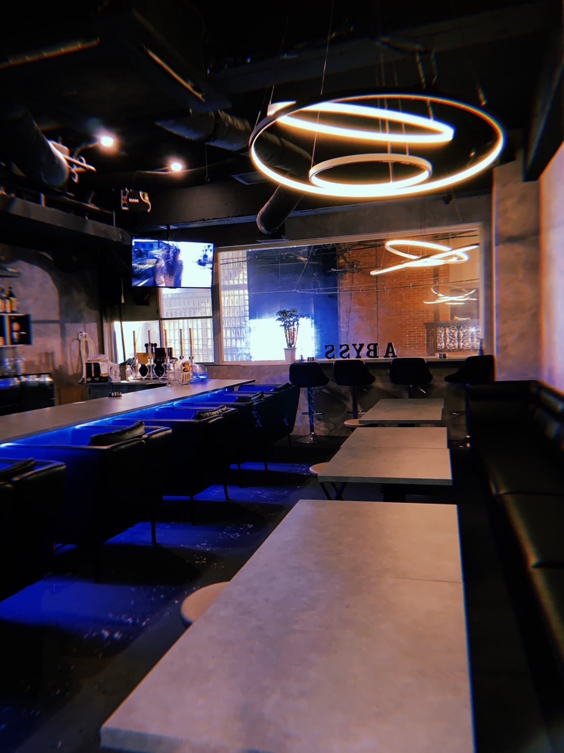 シーシャBAR Abyssのカバー画像