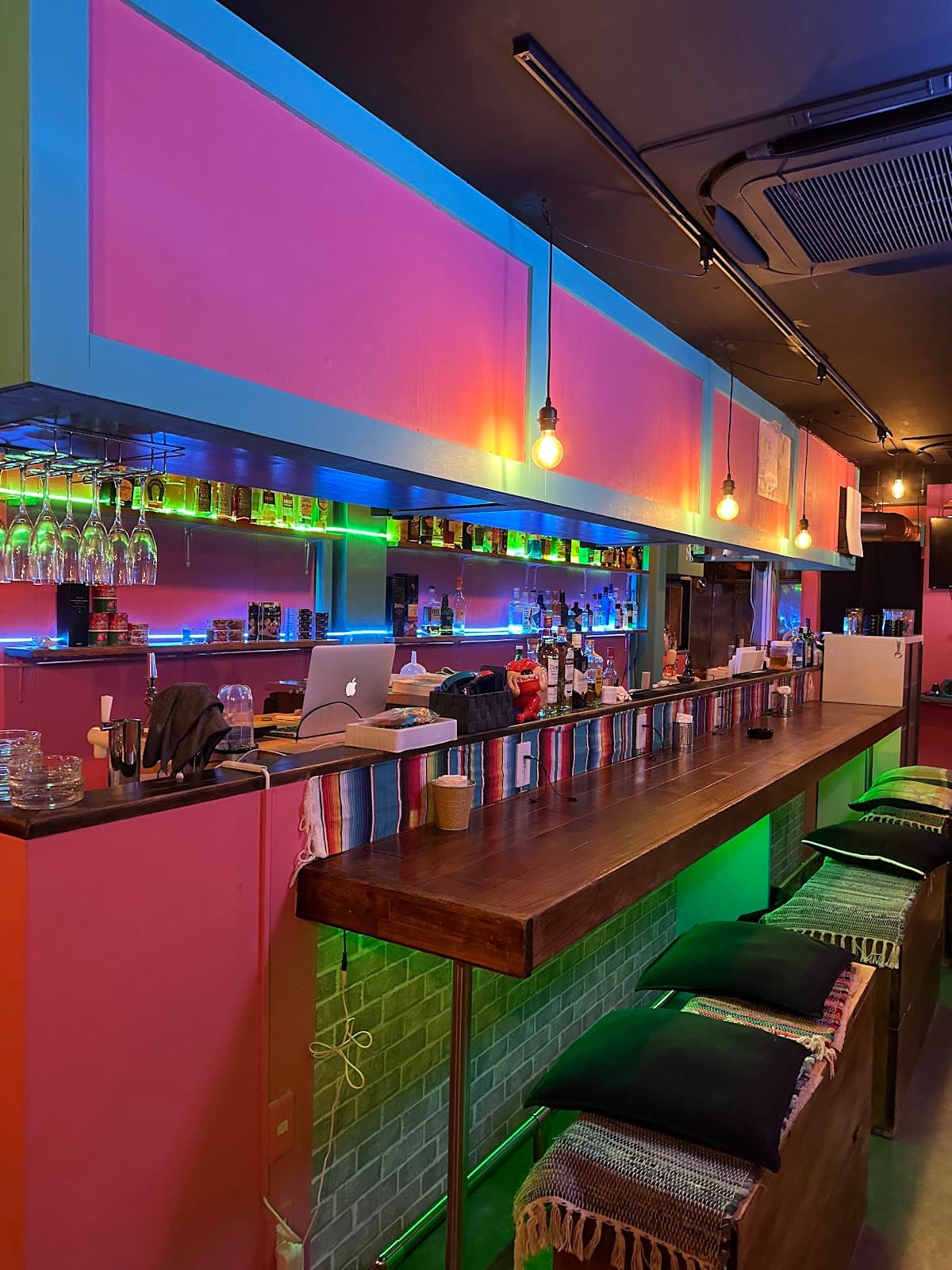 Shisha Bar Sabadoのカバー画像