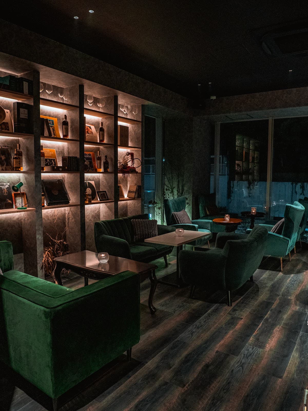 SHISHA CAFE&BAR MELTのカバー画像