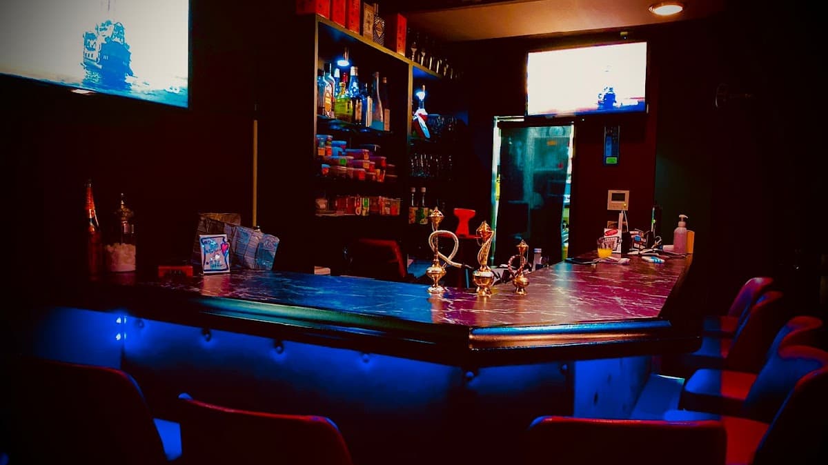 SHISHA y2 (シーシャバー ワイツー)のカバー画像