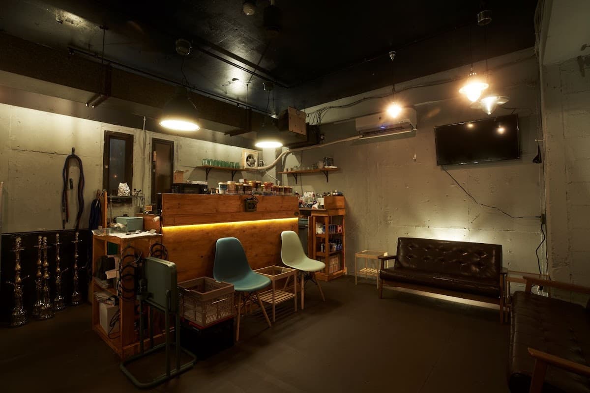 中野シーシャカフェ&バー SBBB!!!のカバー画像