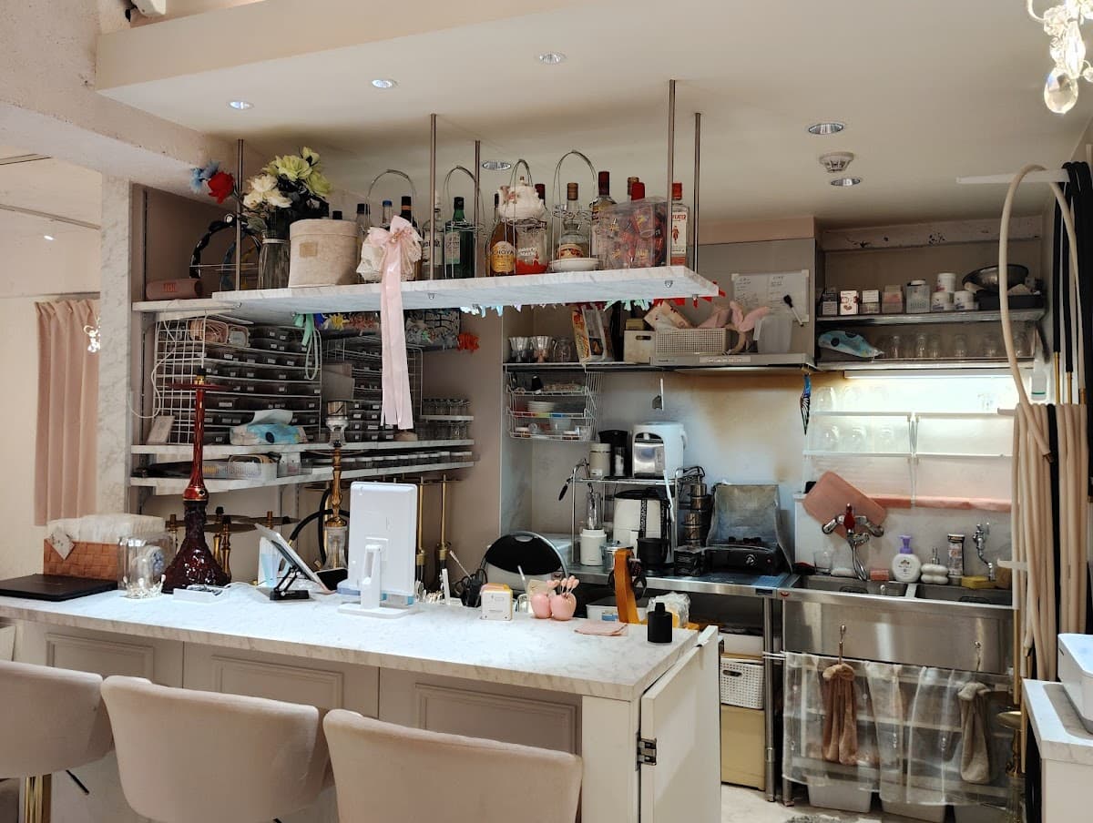 シーシャ カフェ&バー Ranunculus (ラナンキュラス) 池袋店のカバー画像