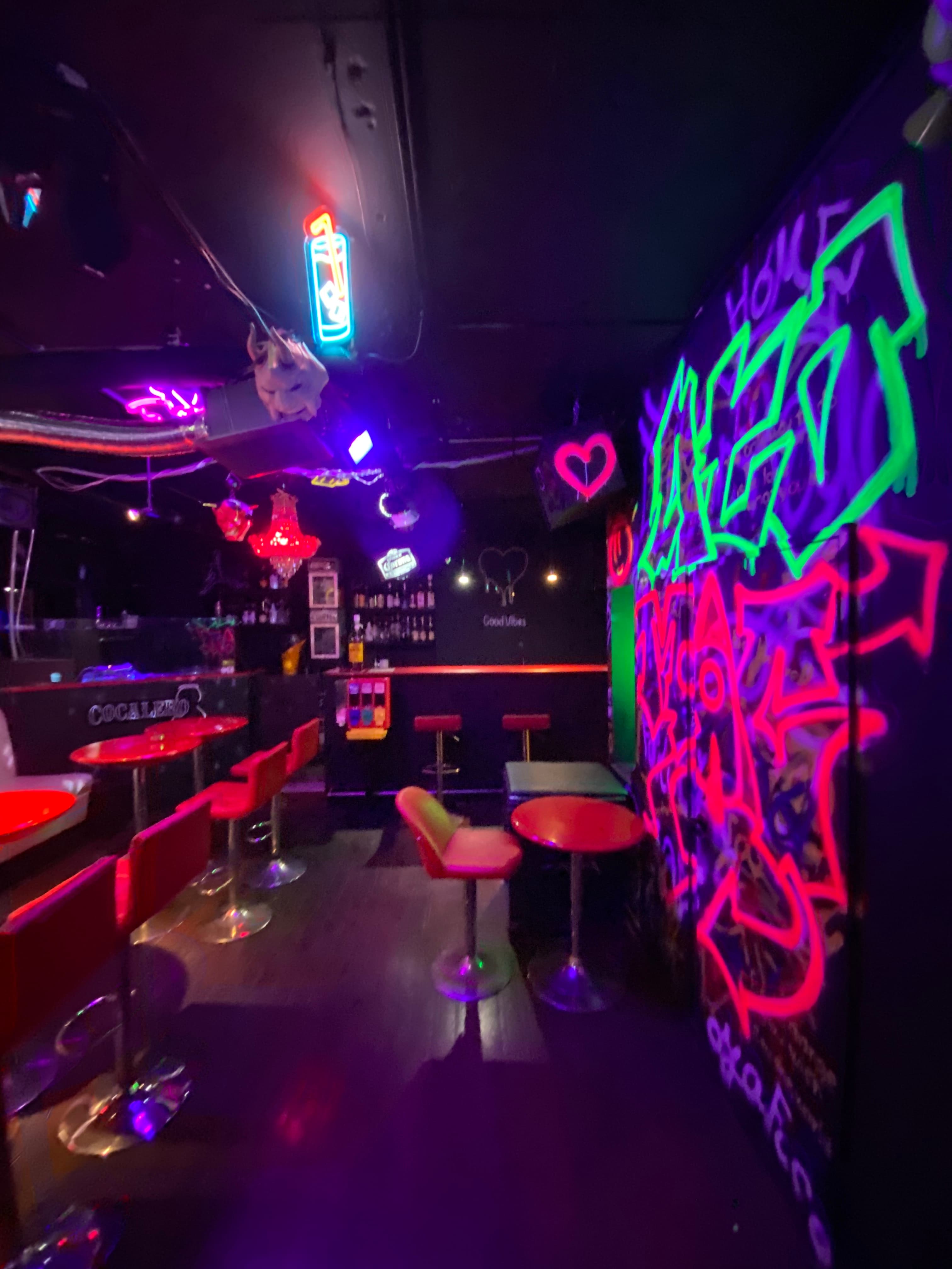 Shisha Bar LIT(シーシャバーリット)のカバー画像