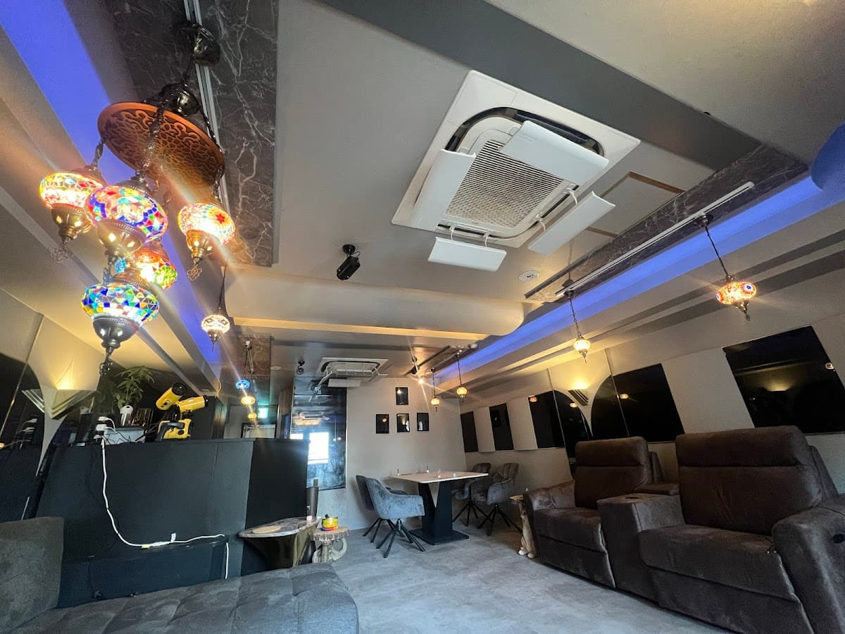 Trevoir Gotanda Shisha Lounge(トレヴォア 五反田 シーシャラウンジ)のカバー画像