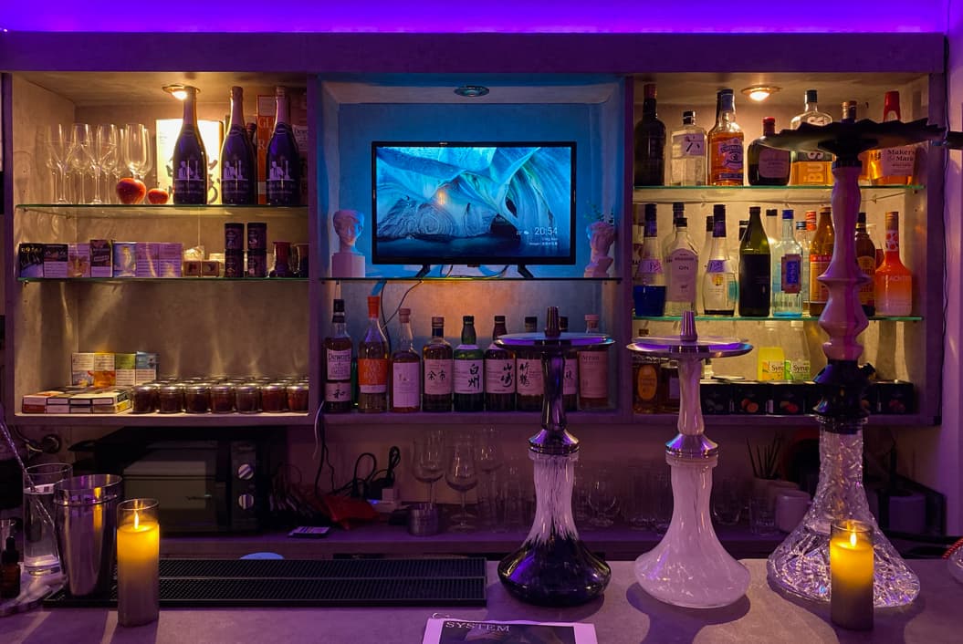 Shisha Cafe&Bar Apple Smoke(シーシャカフェ&バー アップルスモーク)のカバー画像