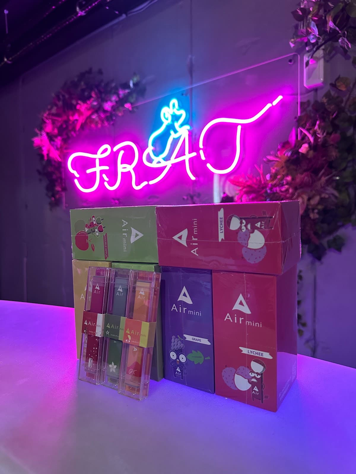 シーシャバーFRATのカバー画像