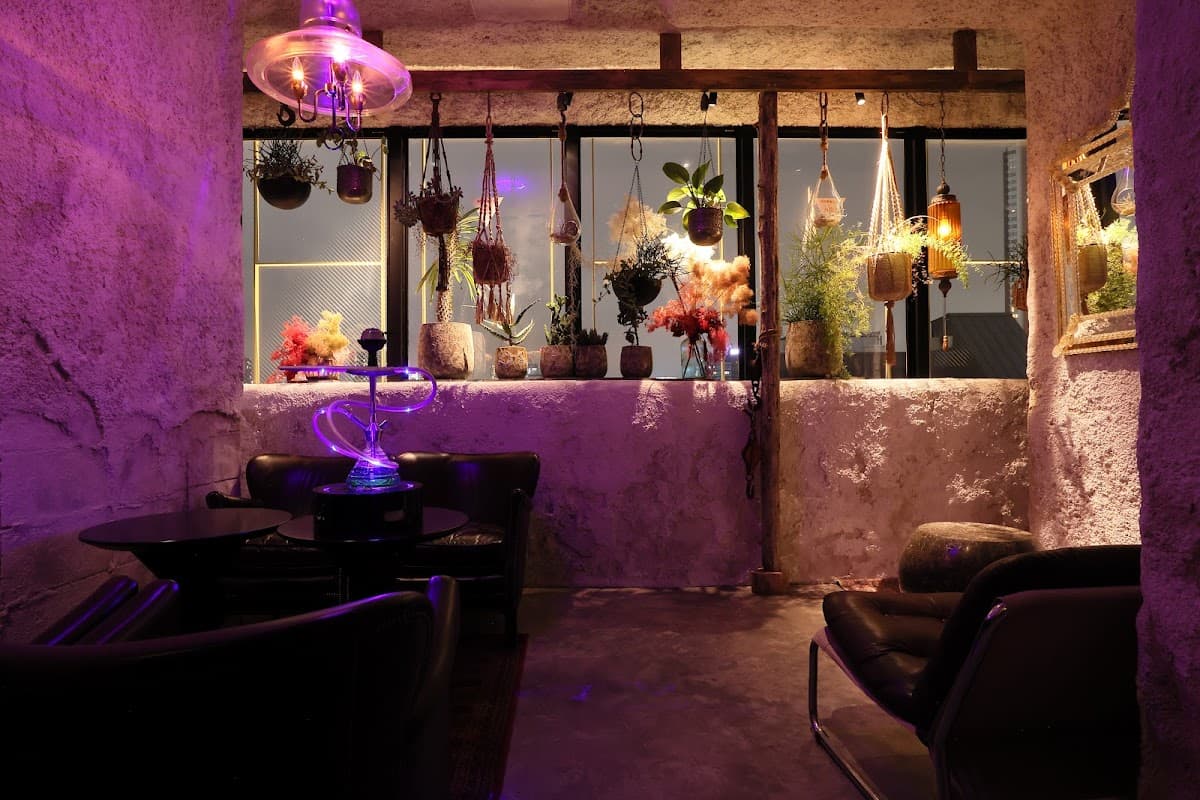 シーシャラウンジ チルラグ 六本木店|SHISHA LOUNGE Chillrug TOKYO Roppongiのカバー画像