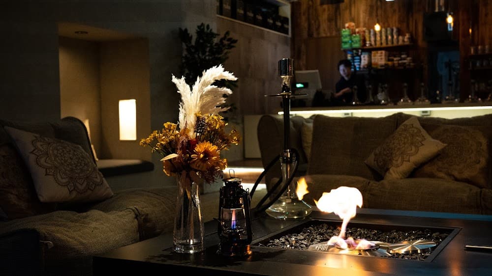 シーシャカフェ&バーmusch(ムッシュ)博多中洲店(hookah lounge musch)のカバー画像