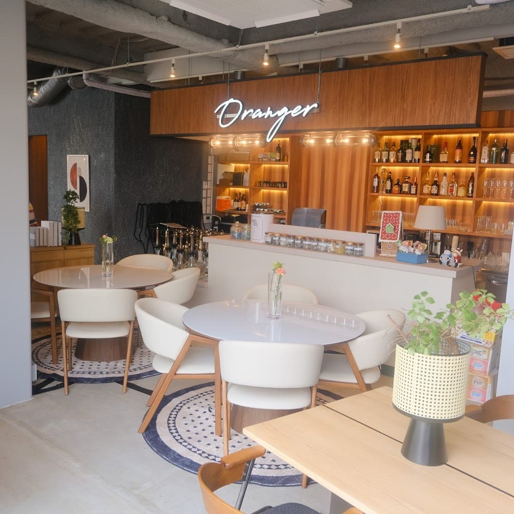 cafe & shisha bar Oranger 二子玉川(カフェアンドシーシャバー オランジュ二子玉川店)のカバー画像