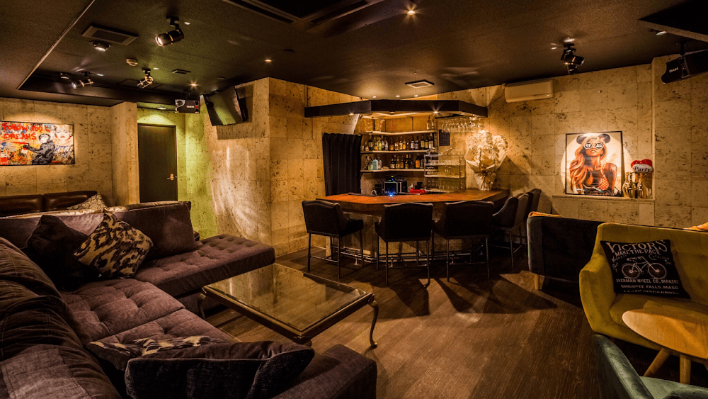 SHISHA BAR MW okinawa 松山で朝まで本格シーシャが楽しめるお店のカバー画像