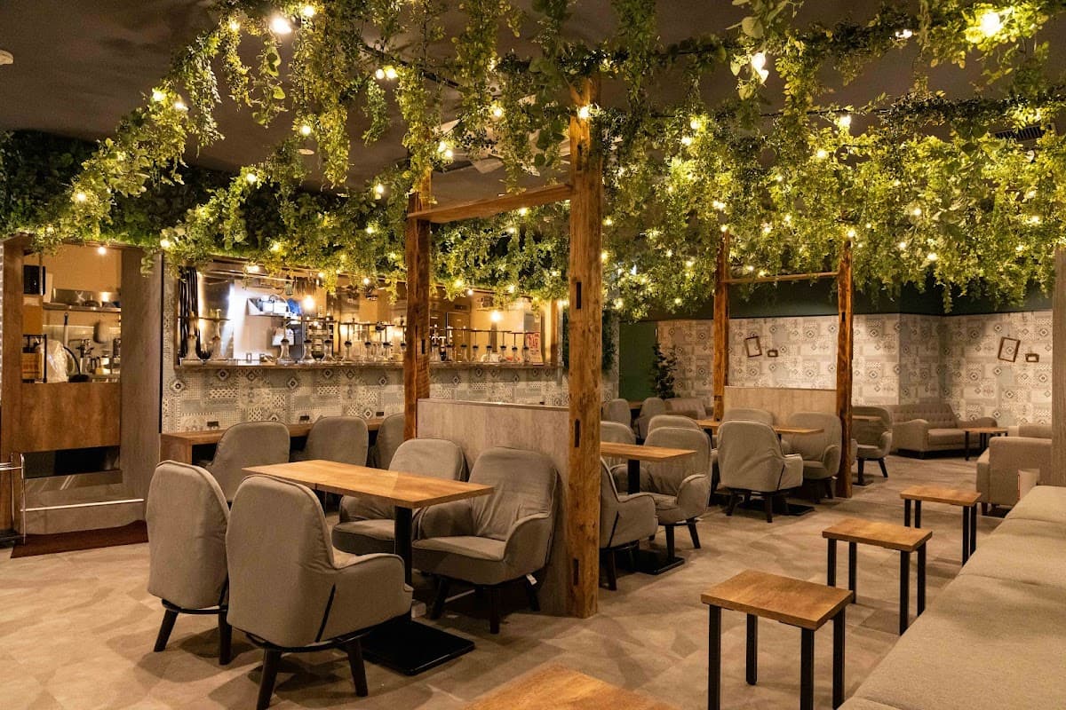 シーシャ カフェ&バー C.STAND シースタンド上野アメ横店のカバー画像