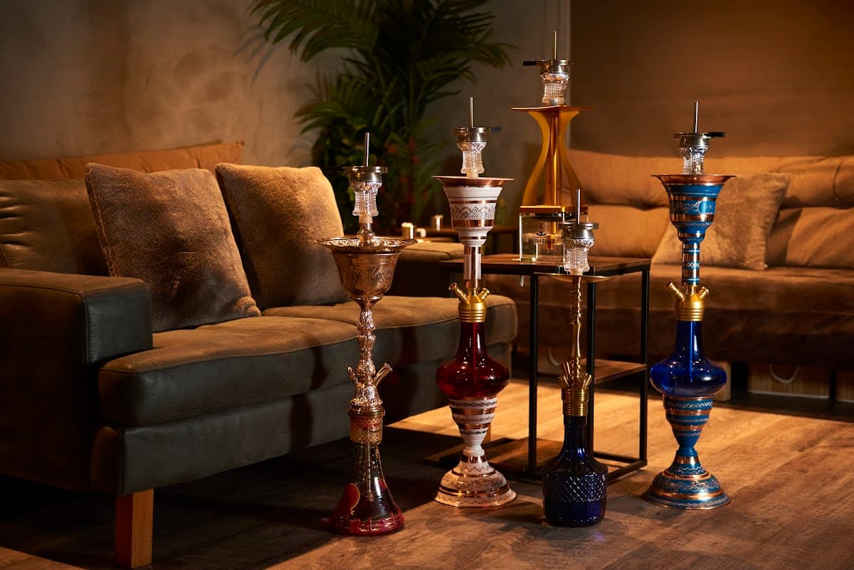 Shisha cafe BAR Hide and Shishaのカバー画像