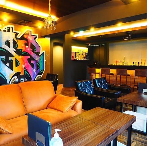 Shisha Cafe&Bar SSSのカバー画像